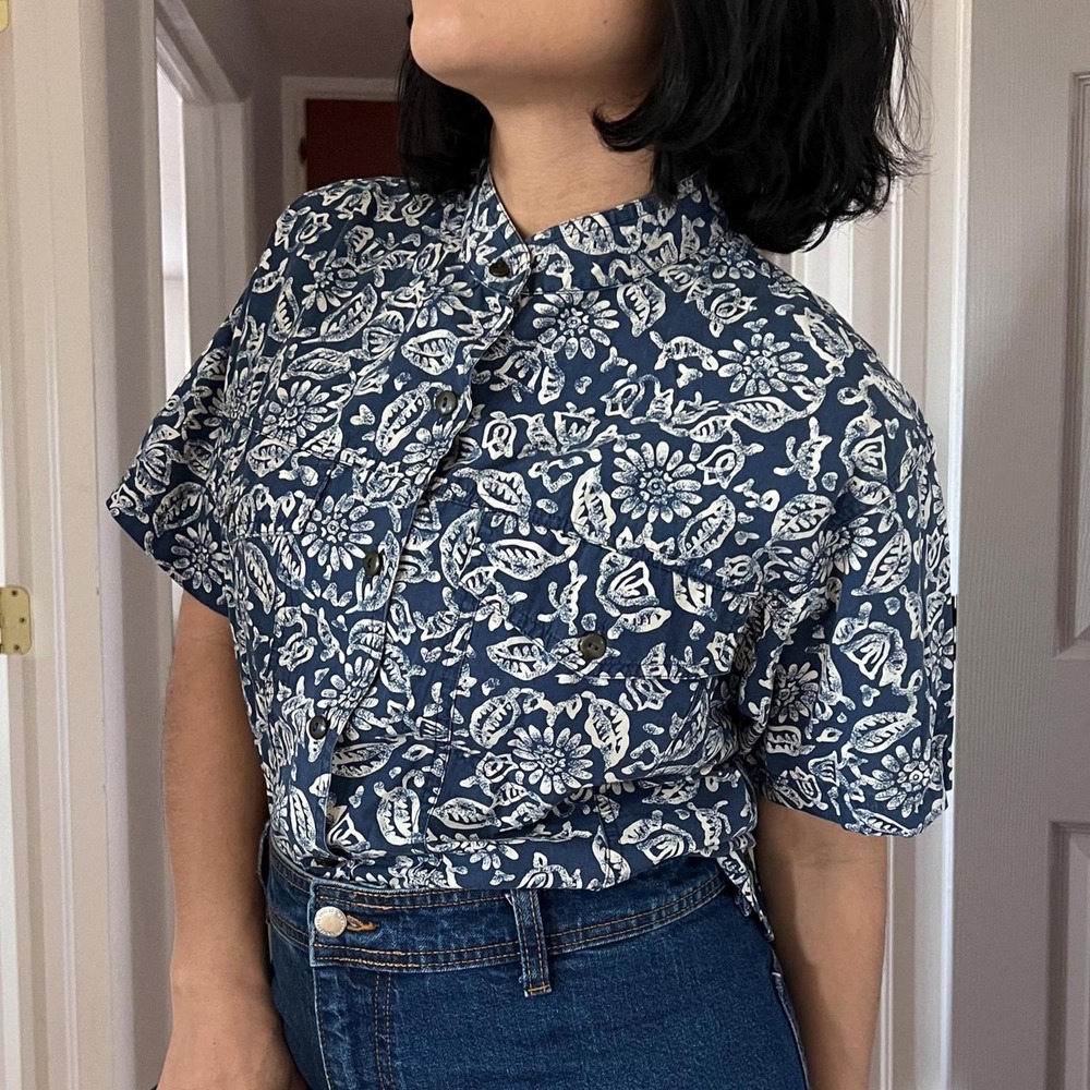 vintage 90s blue floral short sleeve‎ button down cotton shirt Petite small - Picture 9 of 12